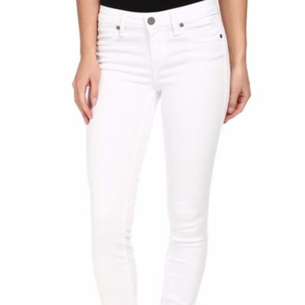 BNWT Paige Verdugo Jeans